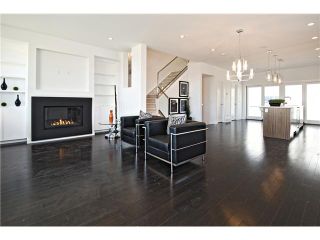 Photo 5: 35 Moncton Road NE in CALGARY: Winston Heights_Mountview Residential Attached for sale (Calgary)  : MLS®# C3590289