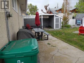 Photo 5: 709 7 Street N in Lethbridge: House for sale : MLS®# A2130163