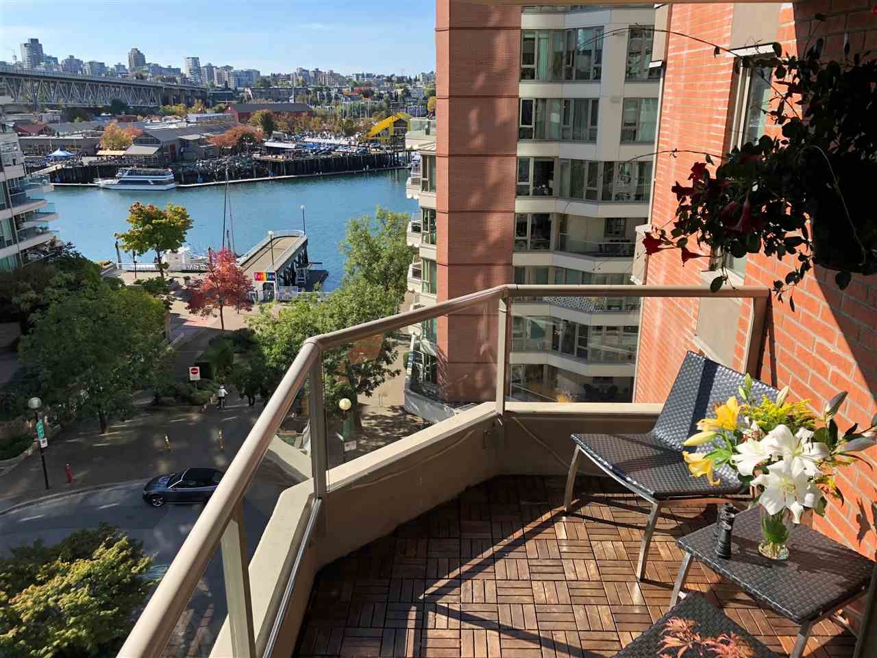 Main Photo: 601 1625 HORNBY Street in Vancouver: Yaletown Condo for sale in "Seawalk North" (Vancouver West)  : MLS®# R2479296