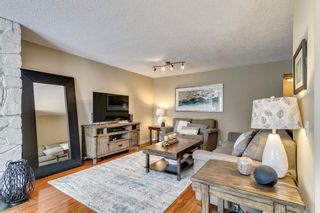Photo 10: 140 Ranchridge Drive NW in Calgary: Ranchlands Detached for sale : MLS®# A1212351