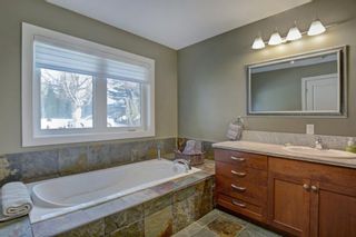 Photo 25: 6427 Larkspur Way SW in Calgary: North Glenmore Park Detached for sale : MLS®# A1079001