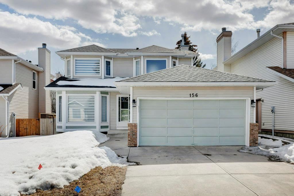 Main Photo: 156 Sandringham Close NW in Calgary: Sandstone Valley Detached for sale : MLS®# A2037542