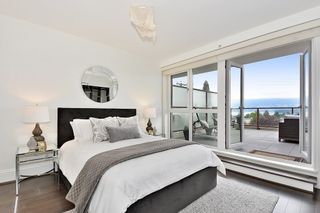 Photo 12: 302 2035 W 4TH Avenue in Vancouver: Kitsilano Condo for sale in "The Vermeer" (Vancouver West)  : MLS®# R2385930
