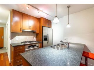 Photo 4: 806 1189 MELVILLE Street in Vancouver: Coal Harbour Condo for sale (Vancouver West)  : MLS®# R2778309