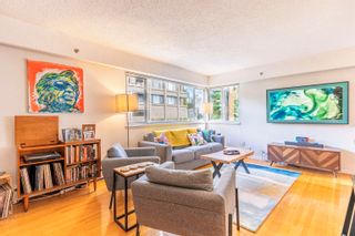 Photo 1: 206 1050 JERVIS Street in Vancouver: West End VW Condo for sale in "Jervis Manor" (Vancouver West)  : MLS®# R2641879
