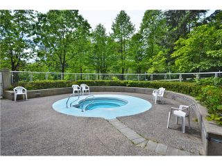 Photo 13: 1405 9623 MANCHESTER Drive in Burnaby: Cariboo Condo for sale in "STRATHMORE TOWERS" (Burnaby North)  : MLS®# V1053890