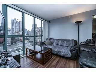 Photo 4: 1505 907 BEACH Avenue in Vancouver: Yaletown Condo for sale in "CORAL CRT" (Vancouver West)  : MLS®# R2229594