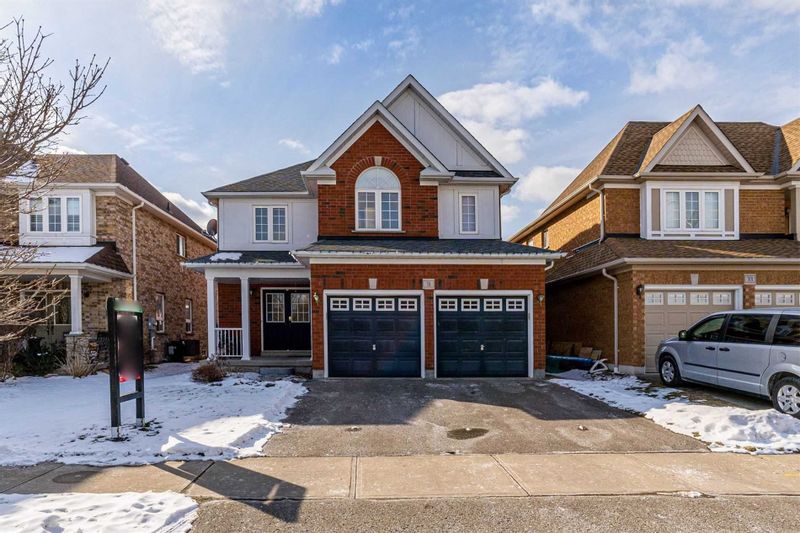 FEATURED LISTING: 31 Gabrielle Crescent Whitby