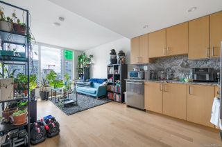 Photo 3: 908 1708 ONTARIO Street in Vancouver: Mount Pleasant VE Condo for sale in "PINNACLE ON THE PARK" (Vancouver East)  : MLS®# R2869156
