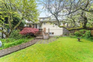 Main Photo: 718 E 4TH Street in North Vancouver: Queensbury House for sale : MLS®# R2876580