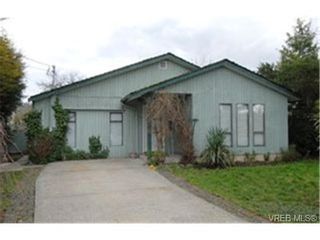 Photo 1:  in VICTORIA: SE High Quadra House for sale (Saanich East)  : MLS®# 460640