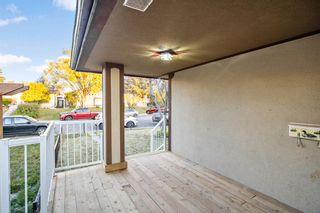Photo 5: 131 Madeira Place NE in Calgary: Marlborough Park Detached for sale : MLS®# A2005690