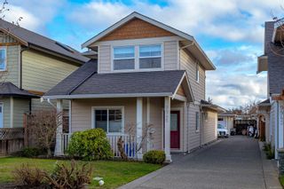 Photo 1: 9945 Swiftsure Pl in Sidney: Si Sidney North-East House for sale : MLS®# 951111