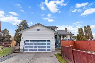 Main Photo: 9211 209B Place in Langley: Walnut Grove House for sale : MLS®# R2875179