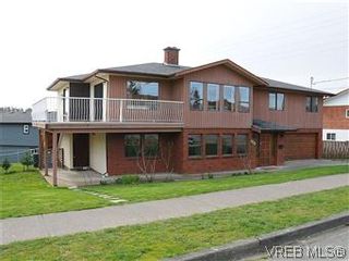 Photo 1: 4222 Carey Rd in VICTORIA: SW Northridge House for sale (Saanich West)  : MLS®# 565852