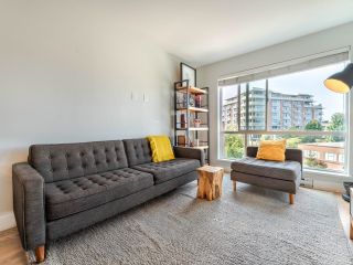 Photo 3: 402 233 KINGSWAY Avenue in Vancouver: Mount Pleasant VE Condo for sale in "VYA" (Vancouver East)  : MLS®# R2816006