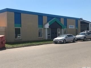 Main Photo: 521/523 45th Street East in Saskatoon: North Industrial SA Commercial for sale : MLS®# SK938031