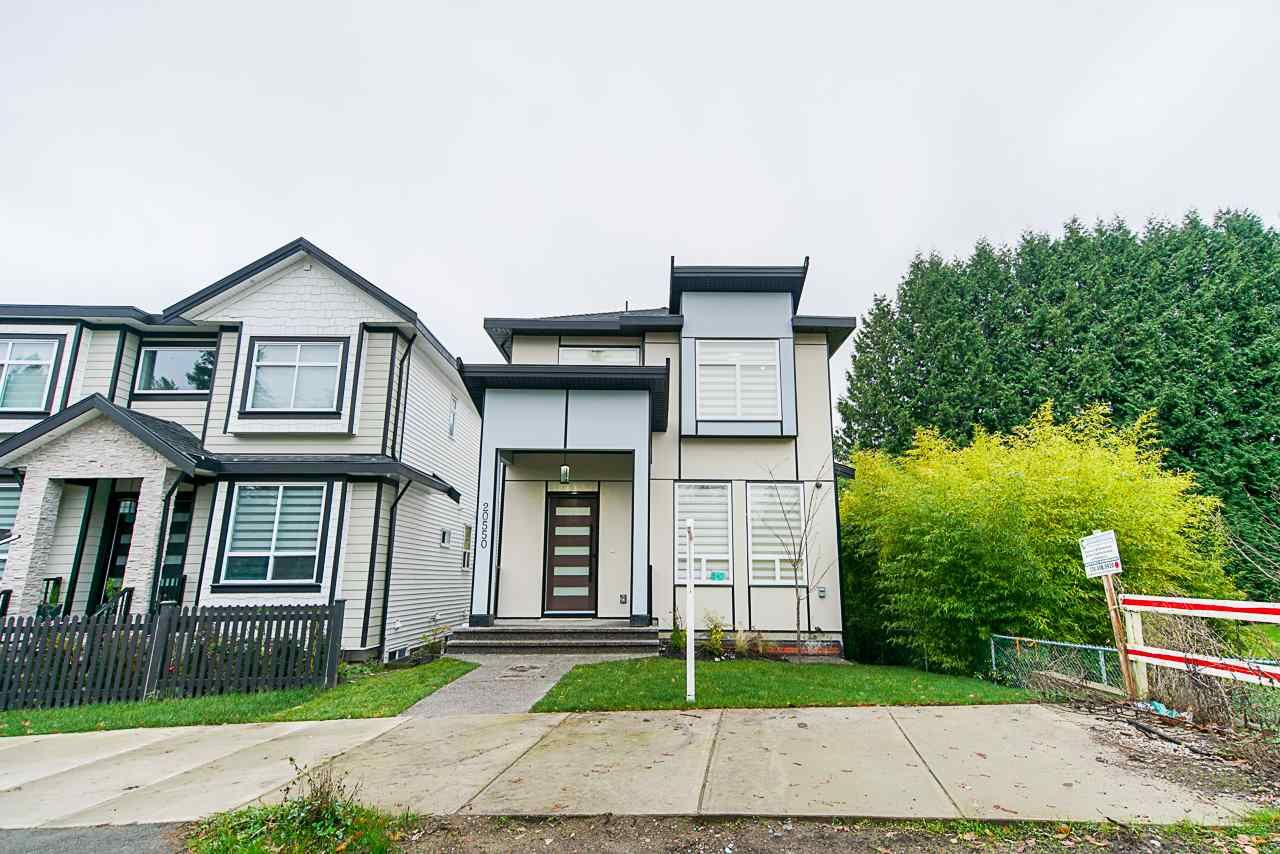 Main Photo: 20550 72 AVENUE in Langley: Willoughby Heights House for sale : MLS®# R2520014