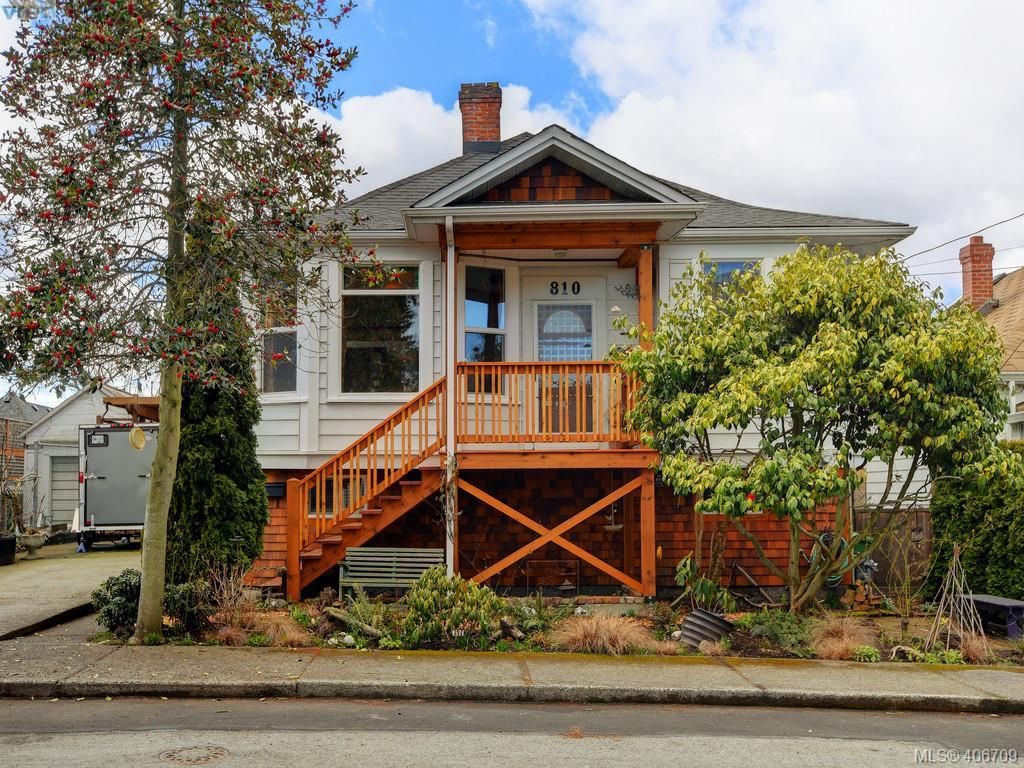 Main Photo: 810 Russell St in VICTORIA: VW Victoria West House for sale (Victoria West)  : MLS®# 808356