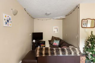 Photo 20: 477 Sturdee St in Esquimalt: Es Saxe Point Half Duplex for sale : MLS®# 902823