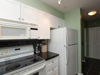 Photo 10: 412 789 W 16TH Avenue in Vancouver: Fairview VW Condo for sale in "SIXTEEN WILLOWS" (Vancouver West)  : MLS®# V938093