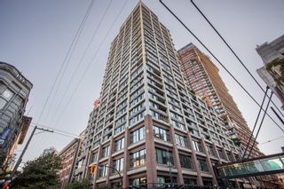 Photo 2: 2001 108 W CORDOVA Street in Vancouver: Downtown VW Condo for sale in "Woodwards W32" (Vancouver West)  : MLS®# R2465533