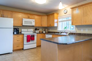 Photo 2: 1750 Willemar Ave in Courtenay: CV Courtenay City House for sale (Comox Valley)  : MLS®# 850217