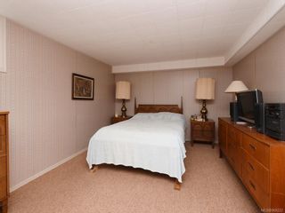 Photo 18: 3022 Cadboro Bay Rd in Oak Bay: OB Henderson Single Family Residence for sale : MLS®# 968222