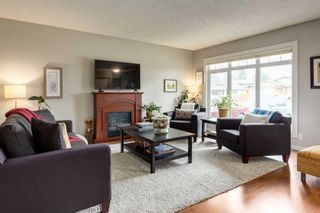 Photo 3: 67 Midglen Way SE in Calgary: Midnapore Detached for sale : MLS®# A2130680