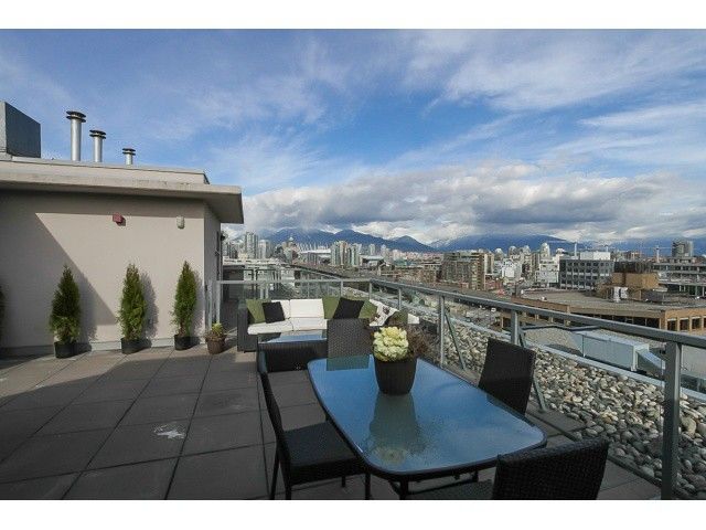 Main Photo: PH2 587 W 7TH Avenue in Vancouver: Fairview VW Condo for sale in "AFFINITI" (Vancouver West)  : MLS®# V1049007