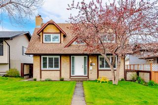Main Photo: 528 Berkley Crescent NW in Calgary: Beddington Heights Detached for sale : MLS®# A2134110