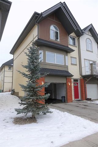Photo 2: 802 Wentworth Villas SW in Calgary: West Springs Row/Townhouse for sale : MLS®# A1187413