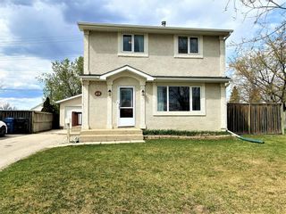 Photo 2: 65 Cornwall Boulevard in Winnipeg: Jameswood Residential for sale (5F)  : MLS®# 202111725