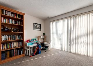 Photo 20: 143 Woodside Circle SW in Calgary: Woodlands Detached for sale : MLS®# A1175744