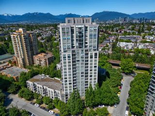 Photo 1: 1401 3663 CROWLEY Drive in Vancouver: Collingwood VE Condo for sale (Vancouver East)  : MLS®# R2820729