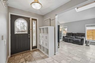 Photo 2: 11 Berkshire Road NW in Calgary: Beddington Heights Detached for sale : MLS®# A2127286
