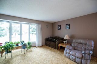 Photo 4: 30 Kenville Crescent in Winnipeg: Maples Residential for sale (4H) 