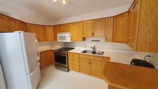 Photo 3: : Lacombe Semi Detached for sale : MLS®# A1174963