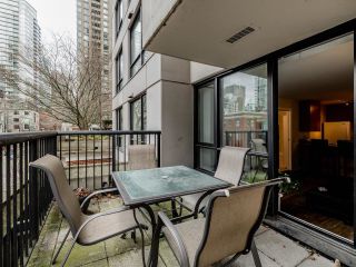Photo 5: 403 928 HOMER Street in Vancouver: Yaletown Condo for sale (Vancouver West)  : MLS®# R2654308