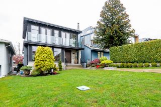 Photo 3: 3621 CAMBRIDGE Street in Vancouver: Hastings Sunrise House for sale (Vancouver East)  : MLS®# R2876439