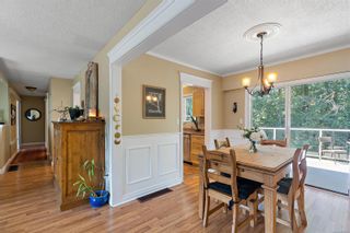 Photo 11: 986 Weaver Pl in Langford: La Walfred House for sale : MLS®# 915110