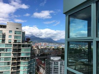 Photo 6: 2502 1188 QUEBEC Street in Vancouver: Mount Pleasant VE Condo for sale in "City Gate" (Vancouver East)  : MLS®# R2276375