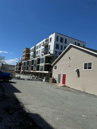 Photo 3: 6426 Bayers Road in Halifax Regional Municipality: 4-Halifax West Multi-Family for sale (Halifax-Dartmouth)  : MLS®# 202407701