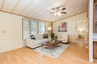 Photo 4: 70 145 KING EDWARD Street in Coquitlam: Maillardville Manufactured Home for sale in "MILL CREEK VILLAGE" : MLS®# R2776469