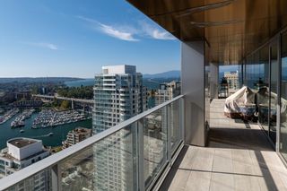 Photo 2: 3302 1480 HOWE Street in Vancouver: Yaletown Condo for sale in "VANCOUVER HOUSE" (Vancouver West)  : MLS®# R2863113