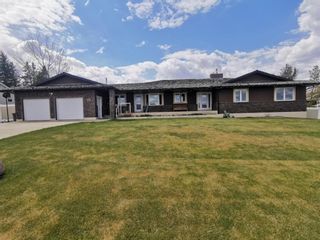 Photo 1: For Sale: 633 2nd Street E, Cardston, T0K 0K0 - A1258009