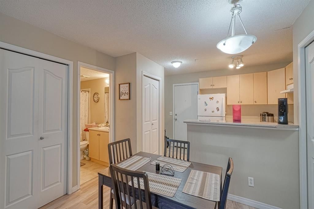 Photo 7: Photos: 2136 8 Bridlecrest Drive SW in Calgary: Bridlewood Apartment for sale : MLS®# A1258021