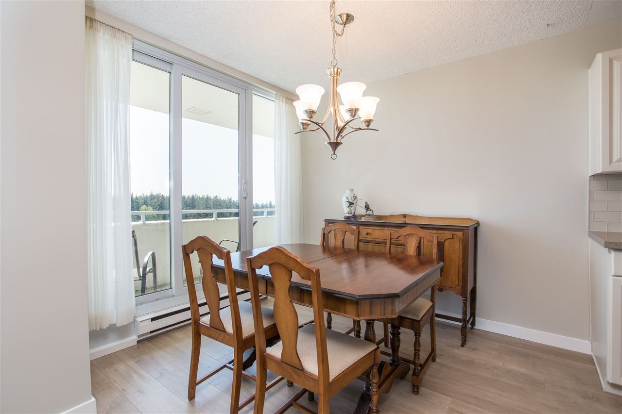 Photo 7: Photos: 2004 5652 PATTERSON AVENUE in Burnaby: Central Park BS Condo for sale (Burnaby South)  : MLS®# R2386993