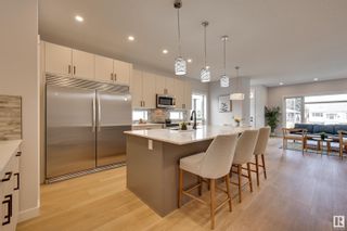 Photo 7: 10932 117 Street in Edmonton: Zone 08 House Half Duplex for sale : MLS®# E4383018