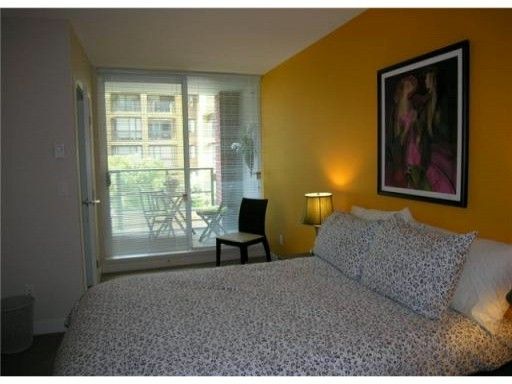 Photo 6: Photos: 403 1133 HOMER Street in Vancouver: Downtown VW Condo for sale in "H & H" (Vancouver West)  : MLS®# V827719